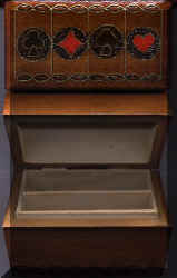 box'playingcard.jpeg (48335 bytes)